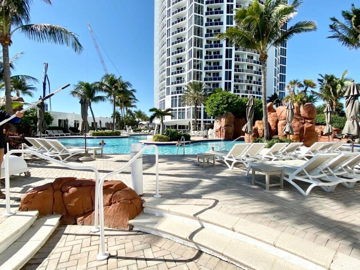 15Th Floor Luxury Suite At Trump Int Resort Sunny Isles Beach Exterior foto